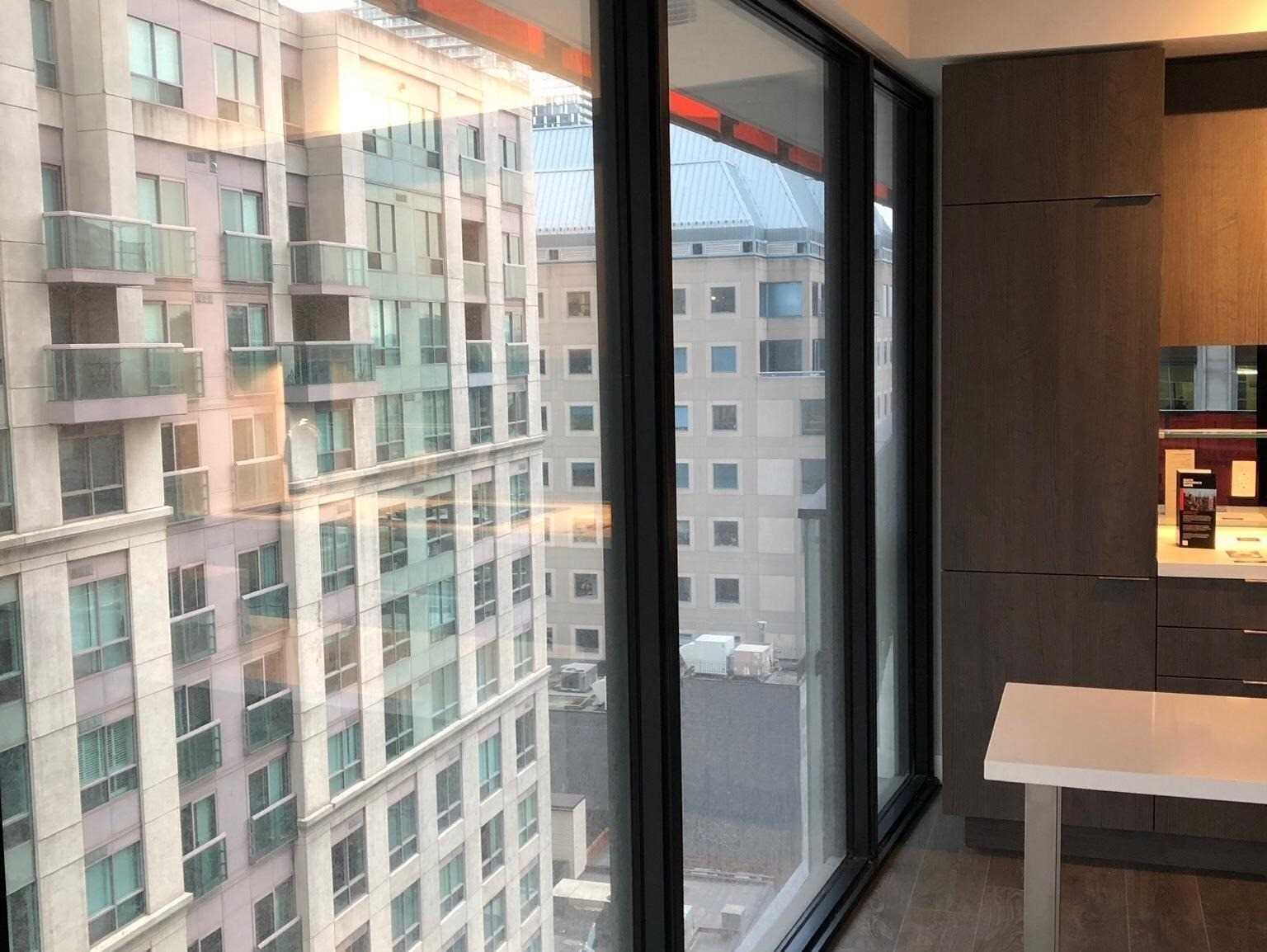 1011 215 Queen St W, Toronto Leased, C4757788 Condos.ca