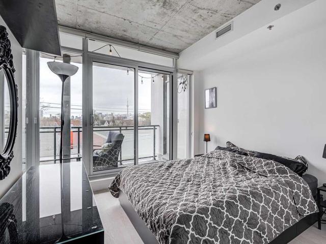 311 - 20 Gladstone Ave