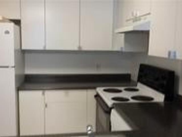 401 - 8 Pemberton Ave