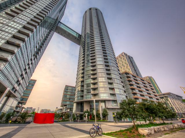 831 - 21 Iceboat Terr