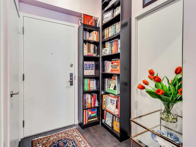 204 - 75 St Nicholas St