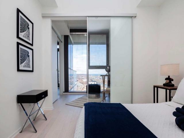 4204 - 16 Bonnycastle St