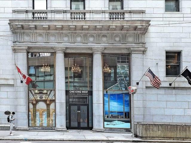 917 - 1 King St W
