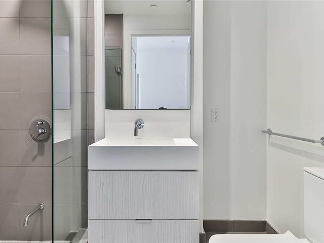 1028 - 8 Hillsdale Ave E