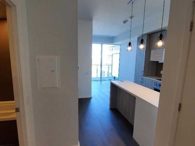 1540 - 8 Hillsdale Ave E