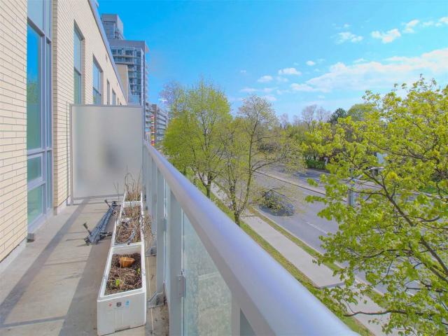 108 - 66 Forest Manor Rd