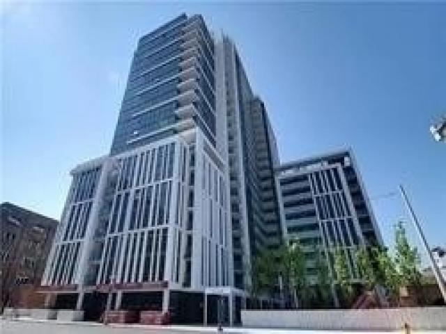 610 - 400 Adelaide St E