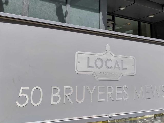 802 - 50 Bruyeres Mews