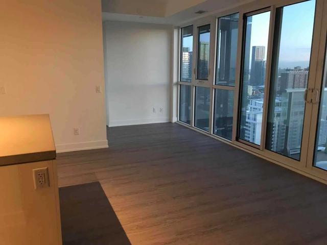 3107 - 7 Grenville St