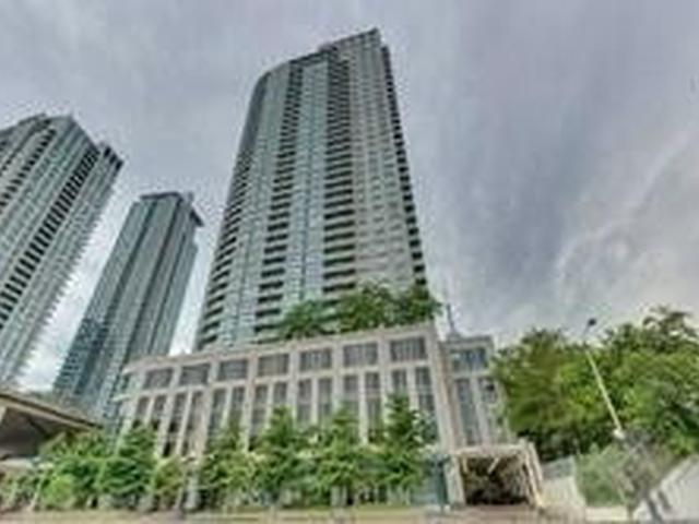 1504 - 18 Yonge St