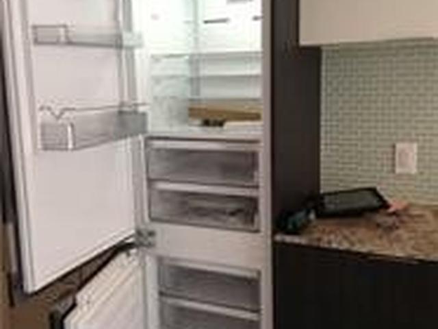 1104 - 159 Dundas St E