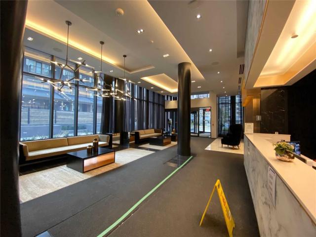 736 - 591 Sheppard Ave E