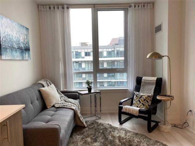 736 - 591 Sheppard Ave E