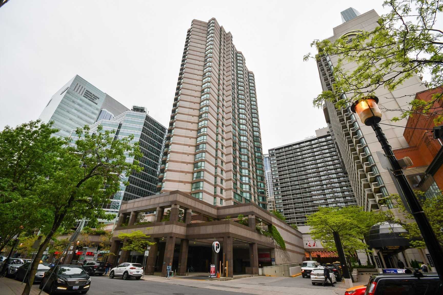 1406 38 Elm St, Toronto Leased, C4796856 Condos.ca