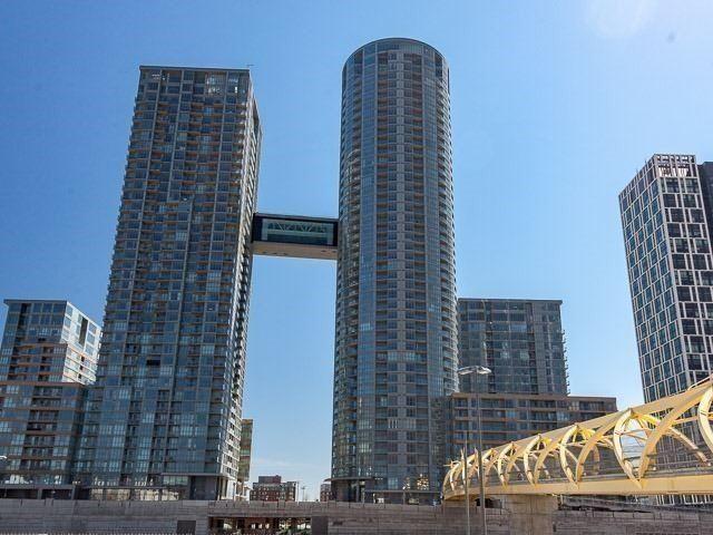 222 - 21 Iceboat Terr