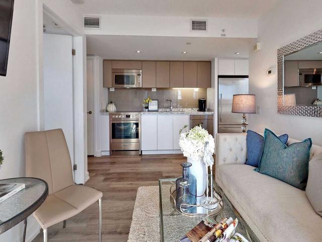 2115 - 75 Queens Wharf Rd