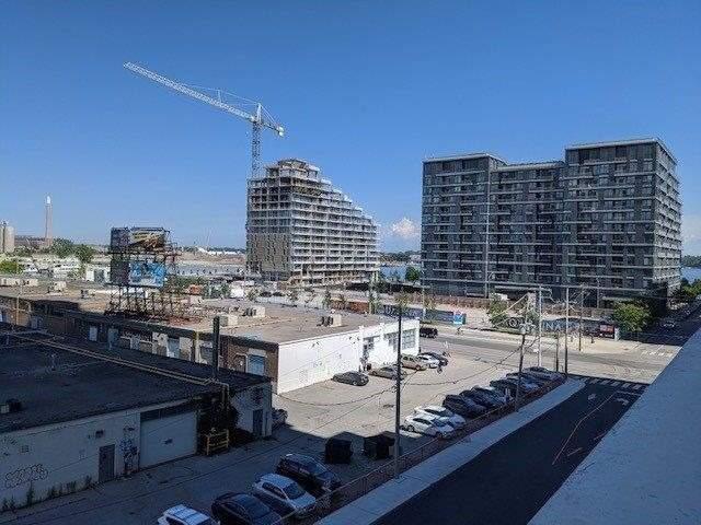 407 - 12 Bonnycastle St