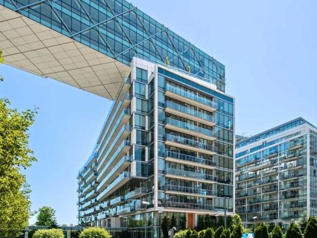401B - 39 Queens Quay E