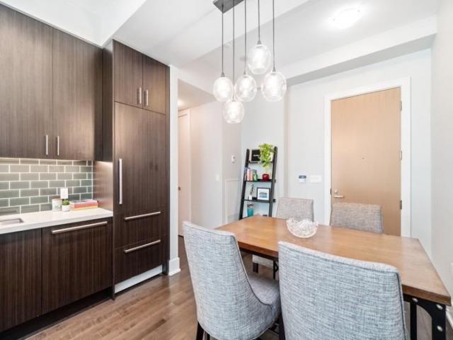 401B - 39 Queens Quay E