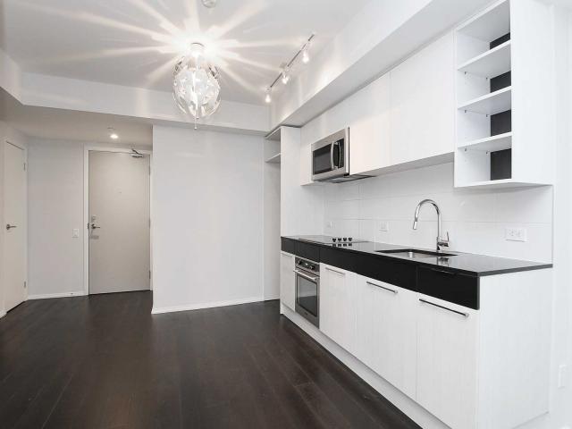 707 - 68 Shuter St N