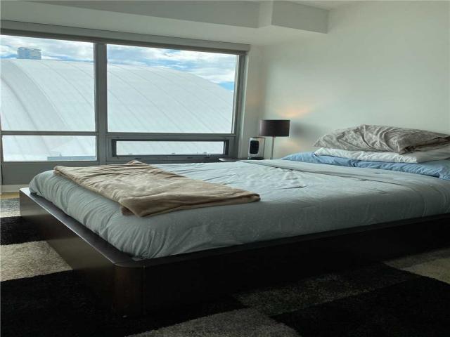 2203 - 81 Navy Wharf Crt