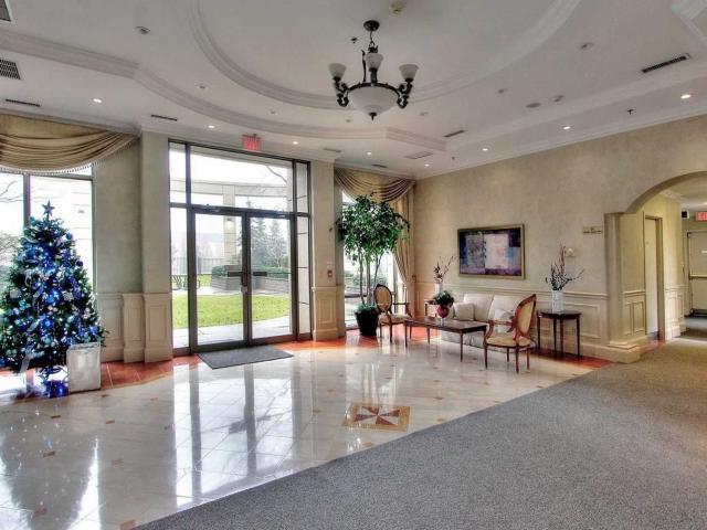 808 - 55 Harrison Garden Blvd