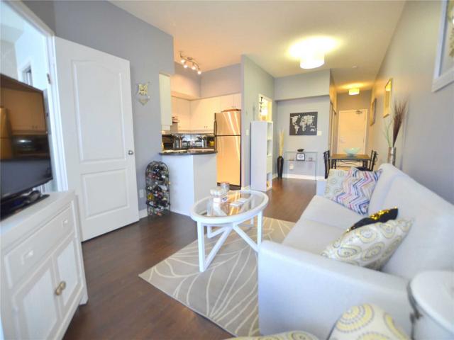 207 - 8 Rean Dr