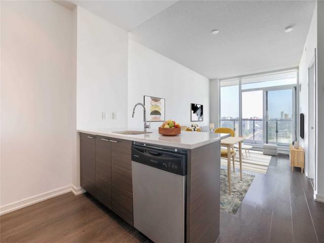 1305 - 66 Forest Manor Rd