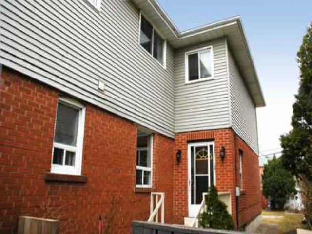 16 Tulip Dr