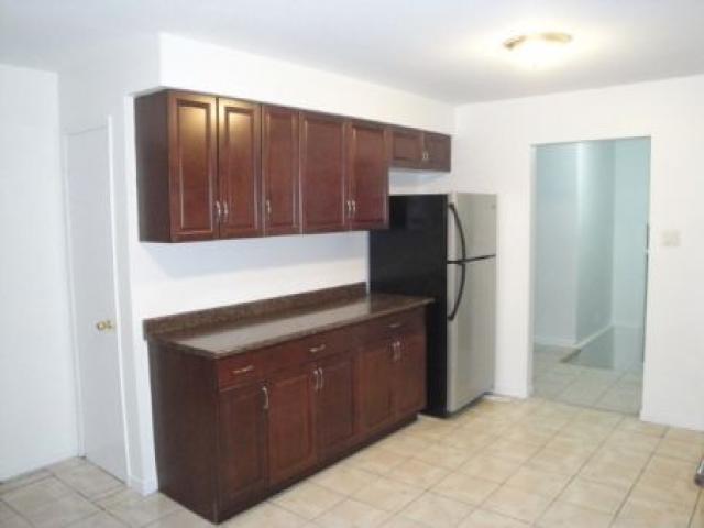 99 Baylawn Dr