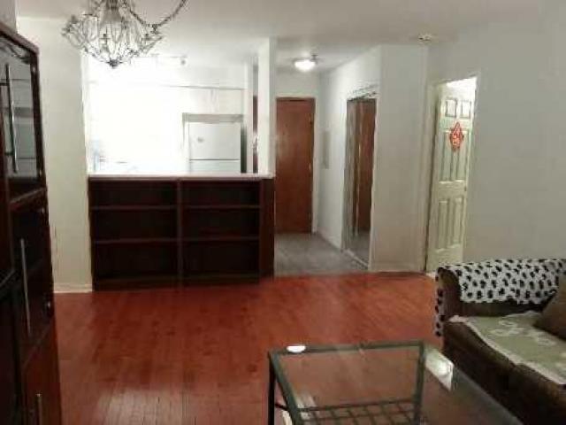 2510 - 11 Lee Centre Dr
