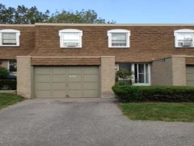 104 - 850 Huntingwood Dr