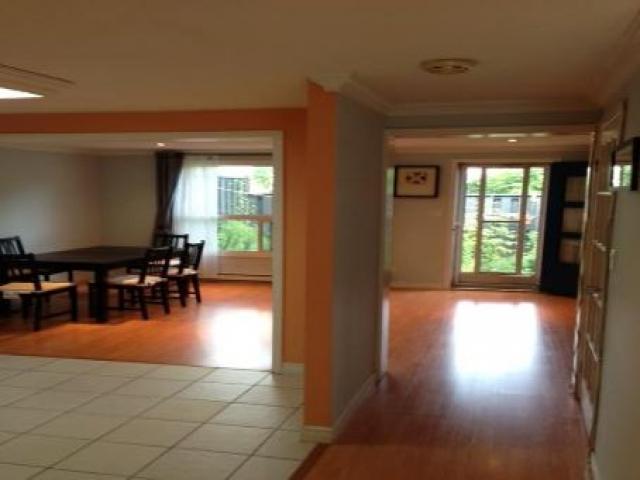 104 - 850 Huntingwood Dr