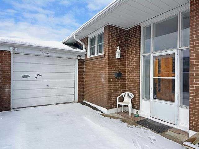 24 Fermoy Rd