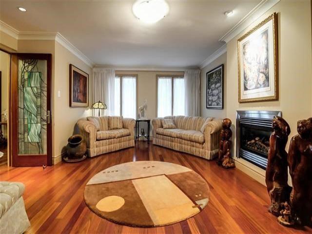 5 Ruddell Pl