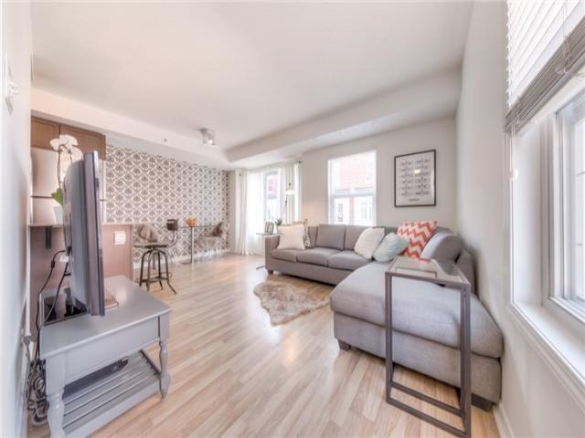 3 - 78 Munro St
