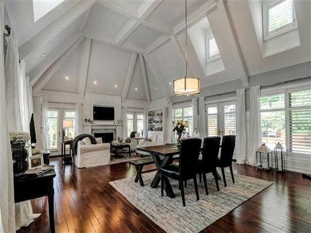 25 Meadowcliffe Dr