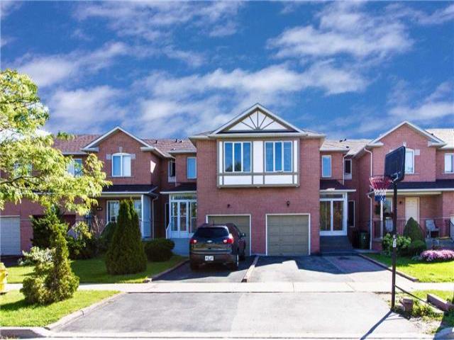 39 Castlethorpe Dr