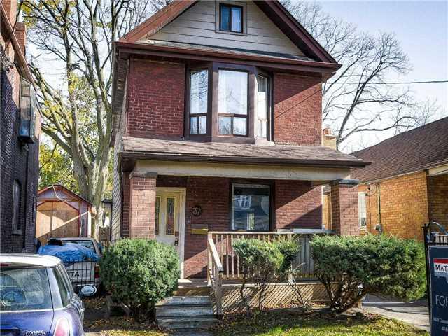 37 Hiawatha Rd