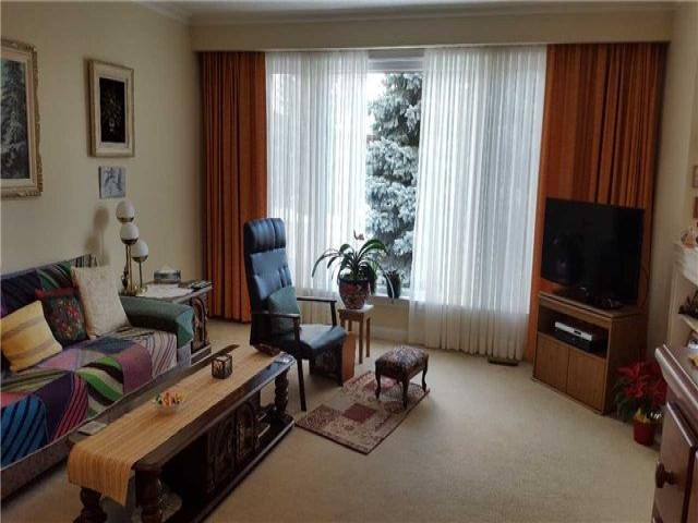 54 Barrymore Rd