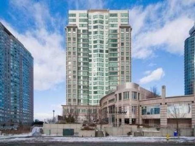 1501 - 11 Lee Centre Dr