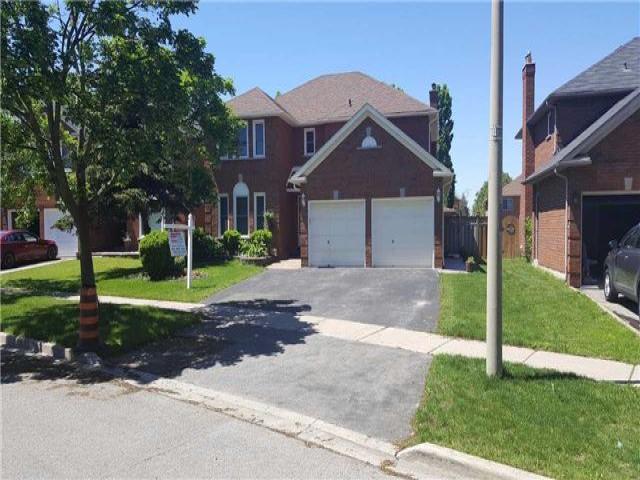 198 Elizabeth Cres N