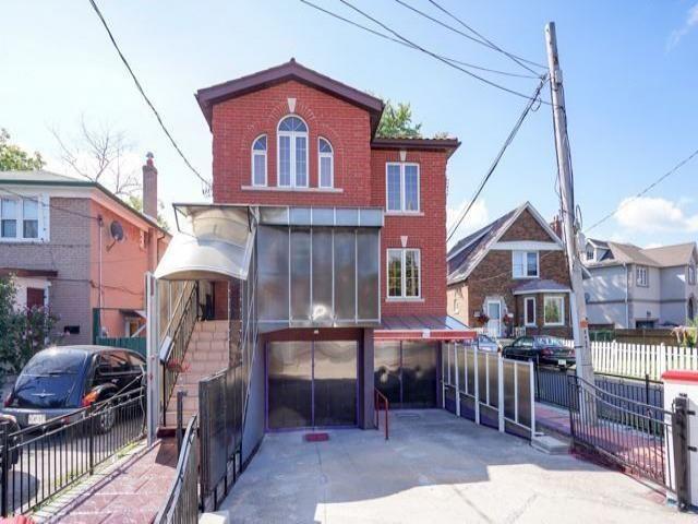 525 Danforth Rd