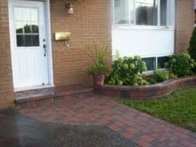 325 Malaga -Duplex- Rd