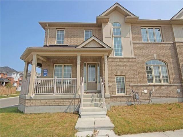 36 Skelton Cres