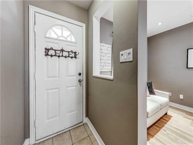27 Hillingdon Ave