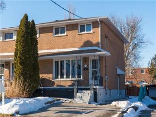 302 Elgin St W