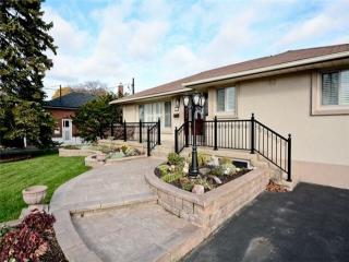 565 Stevenson Rd N