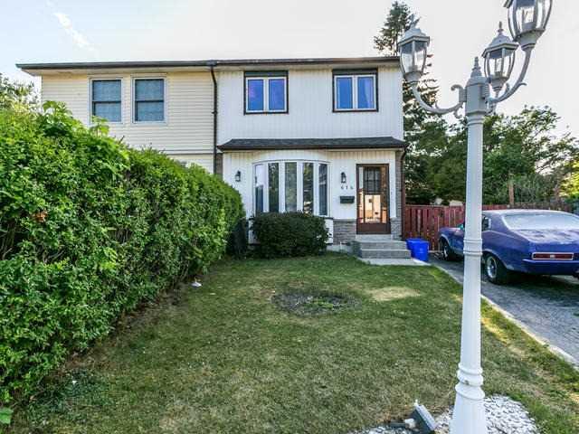 614 Balsam Cres