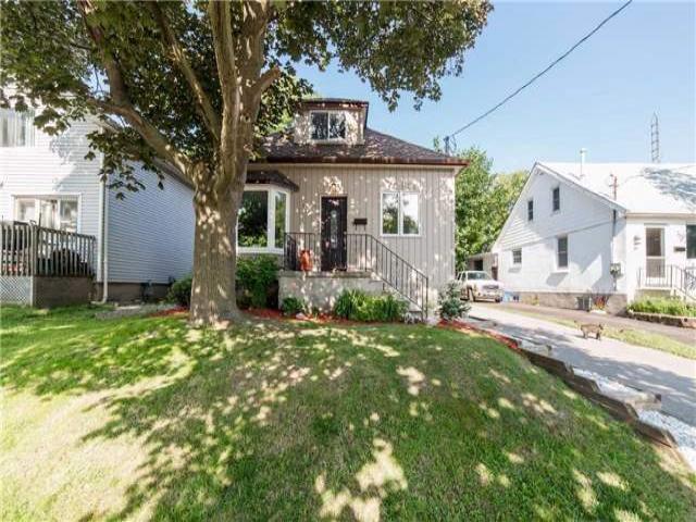 795 Gordon St photo #1